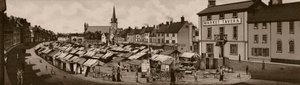A piactér, 1880. alkotó: Unbekannt