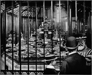 The Royal Regalia, Tower of London, 1903 1903 alkotó: Unbekannt
