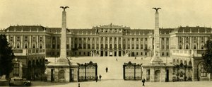A Schönbrunni kastély, Bécs, Ausztria, 1935. alkotó: Unbekannt