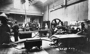 The Silver Rolling Room, Royal Mint, Tower Hill, London, XX. század eleje alkotó: Unbekannt