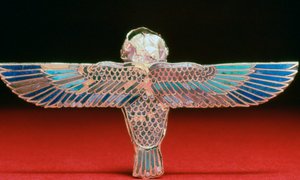 Arany szárnyas ba amulett háta, Ptolemaioszi korszak, Egyiptom, Kr.e. 4-1. alkotó: Unbekannt