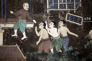 Az ezüst pagoda összetett falainak belsejét a Reamker történetét ábrázoló falfestmények borítják, azaz a klasszikus indiai eposz, a Ramayana khmer változata. A falfestmények egyes részei elhasználódtak, és az időjárás károsodott. A falfestmények p alkotó: Unbekannt