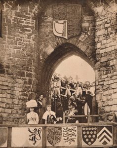 A walesi herceg beiktatása a Caernarvon kastélyban, 1911. július 13., 1935. alkotó: Unbekannt