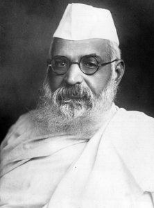 Bahadur Patel kán utolsó fényképe (a Brit Birodalom Rendjének és az Indiai Birodalom Rendjének Társa). Az Institut Pasteur egyik alapítója volt Indiában alkotó: Unbekannt