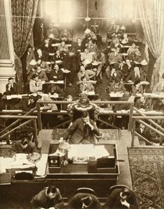 A Dail Eireann, vagyis a Képviselőház megnyitása, Dublin, Írország, 1922. szeptember 9., 1935. alkotó: Unbekannt