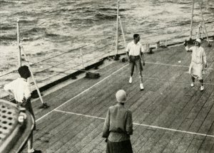 Őfelségeik a H.M.S. fedélzetén található játékban. Ismert, 1927, 1937. alkotó: Unbekannt
