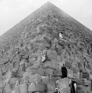 Tourists Corner, a gízai nagy piramis, Egyiptom, XX. század alkotó: Unbekannt