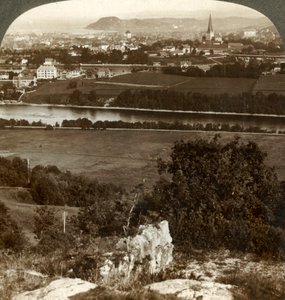 Trondhjem, otthonai, raktárai és katedrálisa a Nid folyó és a Fjord között, Norvégia, 1905. alkotó: Unbekannt
