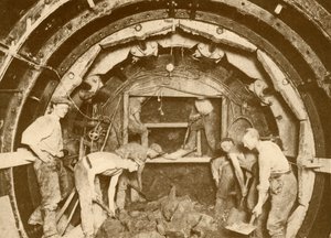 Csőalagút feltárás a Greathead Boring Shield segítségével, 1930. alkotó: Unbekannt