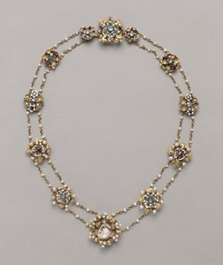 Tizenkét érem nyakláncként szerelve, c. 1400. alkotó: Unbekannt