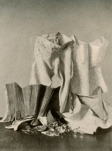 Két pár nadrág, nadrág, gyöngytáska, pénztárca és steppelt alsónadrág, XVIII. század, 1937. alkotó: Unbekannt
