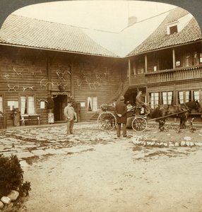 A rénszarvasagancsokkal díszített Victoria Hotel Kongsbergben, a zord Norvégiában, 1905-ben. alkotó: Unbekannt