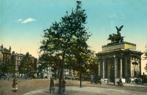 Wellington Arch, bejárat a Green Parkba, London, 1915. alkotó: Unbekannt