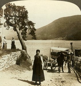 Amikor a tó gőzhajója megérkezik a Tinoseti mólóhoz – kilátás Tinsjon át a dombokra, Norvégia, 1905. alkotó: Unbekannt