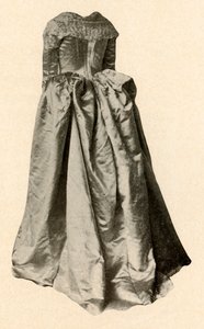 Fehér szatén esküvői ruha, amelyet Mrs. St. Clair viselt Philadelphiában, 1760, 1937. alkotó: Unbekannt