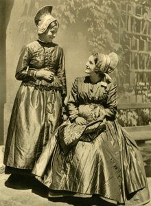 Nők népviseletben, Alsó-Ausztria, 1935. alkotó: Unbekannt
