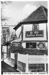 Ye Old Fighting Cocks Inn, St Albans, Hertfordshire, 1937 alkotó: Unbekannt