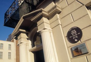 Az Oscar Wilde Ház Múzeum bejárata a Number One Merrion téren alkotó: Unbekannt Unbekannt