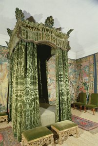 Hardwick Hall belseje, Derbyshire, a Green Bed-Chamber bemutatásával eredeti 16. századi bútorokkal és függönyökkel (H8044) alkotó: Unbekannt Unbekannt
