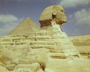 A szfinx és Khufu nagy piramisa Gízában, Óbirodalom, Kr.e. 2613-2494