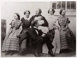Alexander Parkes angol feltaláló és kémikus családjával, 1870 körül alkotó: Unbekannt
