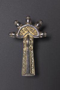 Bow Fibula, Alemann, 550-550 alkotó: Unbekannt