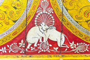 Buddhista festmény fára; érzékcsalódás; elefánt és tehén csak egy fejjel; Dowa templom; sziklatemplom; Bandarawela; Badulla tartomány; Uva tartomány; Sri Lanka; Ázsia alkotó: Unbekannt