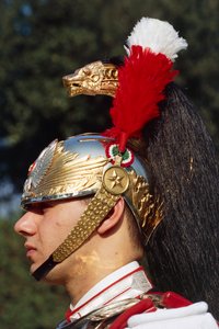 Közelkép a sisakot viselő cuirassierről alkotó: Benjamin Baud