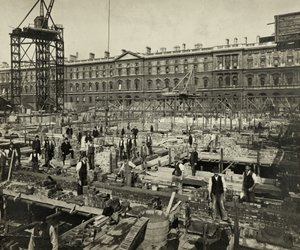Az új kormányhivatal építése, Great George Street, Westminster, London, 1902. szeptember 24., Egyesült Királyság (f/w fotó) alkotó: Unbekannter Künstler