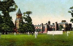 Krikettmérkőzés a Rugby Schoolban, 1908 körül alkotó: Unbekannter Künstler