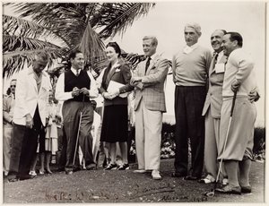 Edward, Windsor hercege (1894-1972) és Wallis, Windsor hercegnője (1896-1986) egy golfversenyen Nassauban alkotó: Unbekannt