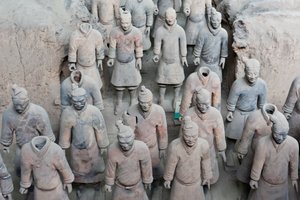 Első gödör; álló harcos figurák; Qin Shi Huang császár mauzóleuma; Terrakotta Hadsereg; Xi