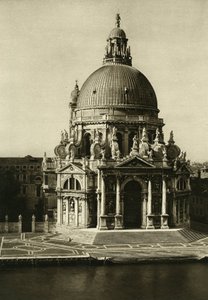 A Santa Maria della Salute-bazilika a Canal Grande végén. Velence fényképezése: Wilhelm Bode alkotó: Unbekannt