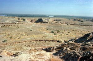 Kilátás a Zigguratra, amelyet Untash-Gal elaminte király (Kr. e. 1265-46) épített (fotó) alkotó: Unbekannt