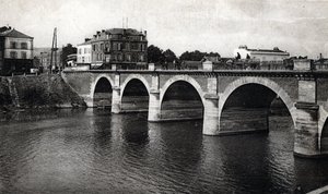 A Marne hídja Epernay-ben, Marne - képeslap 1910 kb. magángyűjtemény alkotó: Unbekannter Künstler