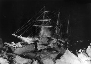 Imperial Trans-Antarktiszi Expedíció: az Endurance megrekedt, 1914-17 körül (fotó)