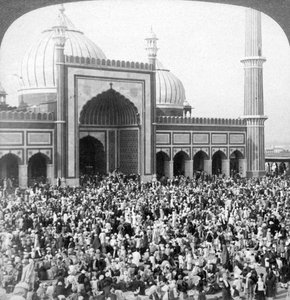 Böjtnap a Jumma Musjidban, Delhi, India, 1903. alkotó: Underwood and Underwood