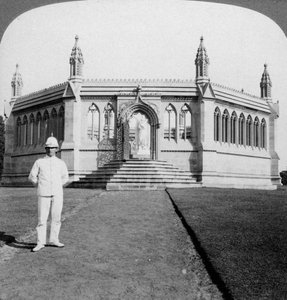 Emlékmű az indiai lázadás során meggyilkolt brit nőknek és gyerekeknek, Cawnpore, India, 1903. alkotó: Underwood and Underwood