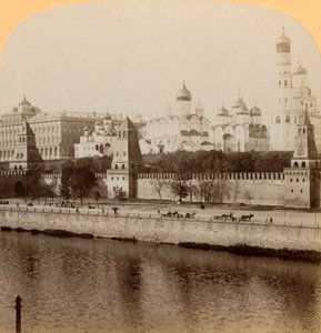 A Kreml, Moszkva, Oroszország – Ott fekszenek ősi cáraink, 1898. alkotó: Underwood and Underwood