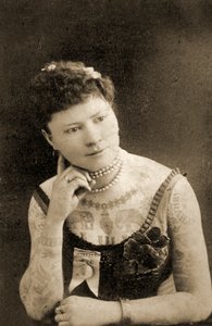 Egy tetovált nő portréja, 1905 körül