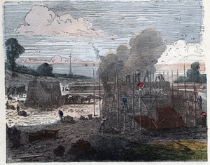 Téglagyártás a 19. században: főzés. A téglákat rétegesen rakják le, majd a tűzgyújtás előtt földdel borítják. 19. század végi metszet. alkotó: Unknown artist