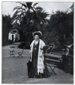 Madame Juliette Adam (szül. Lambert) (1836-1936) francia írónő, polemista és feminista portréja Nizzában 1905-ben. alkotó: Unknown artist