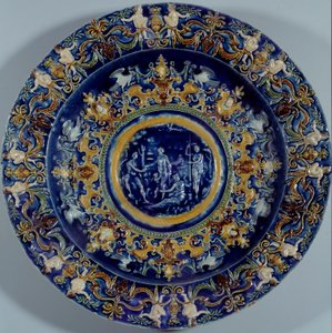 Nagy polikróm fajansz edény a párizsi ítélet ábrázolásával. 1550-1600 alkotó: Unknown artist