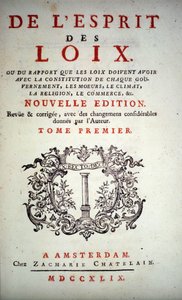 Charles Louis de Secondat, de La Brede et de Montesquieu báró (1689-1755) „A törvények szelleme” címlapja. Amszterdami kiadás 1749. alkotó: Unknown artist