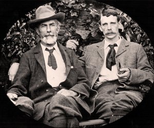 Edward Carpenter és társa, George Merrill, 1900 körül (fekete-fehér fotó) alkotó: Unknown photographer