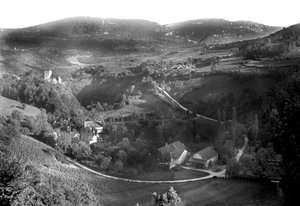 Franciaország, Rhone-Alpes, Ain (01), La Dorche: La Dorche, falu és a híd alkotó: Unknown photographer