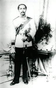 Chulalongkorn király, 1880 körül (f/w fotó) alkotó: Unknown photographer