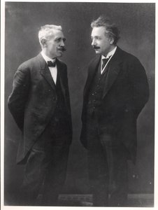 Paul Langevin és Albert Einstein alkotó: Unknown photographer