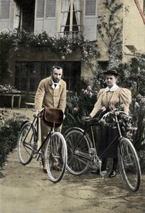Pierre és Marie Curie a kertjükben alkotó: Unknown photographer