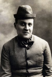 Dranem (1869-1935), francia énekesnő és a zeneterem sztárja portréja. alkotó: Unknown photographer
